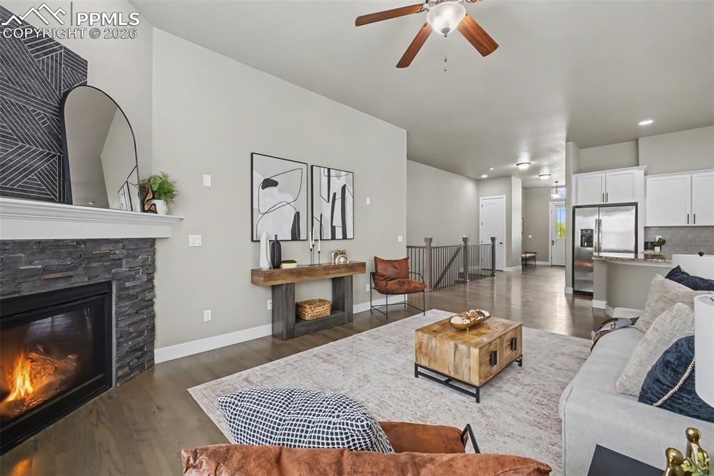 Image 5 of 46: Living Room