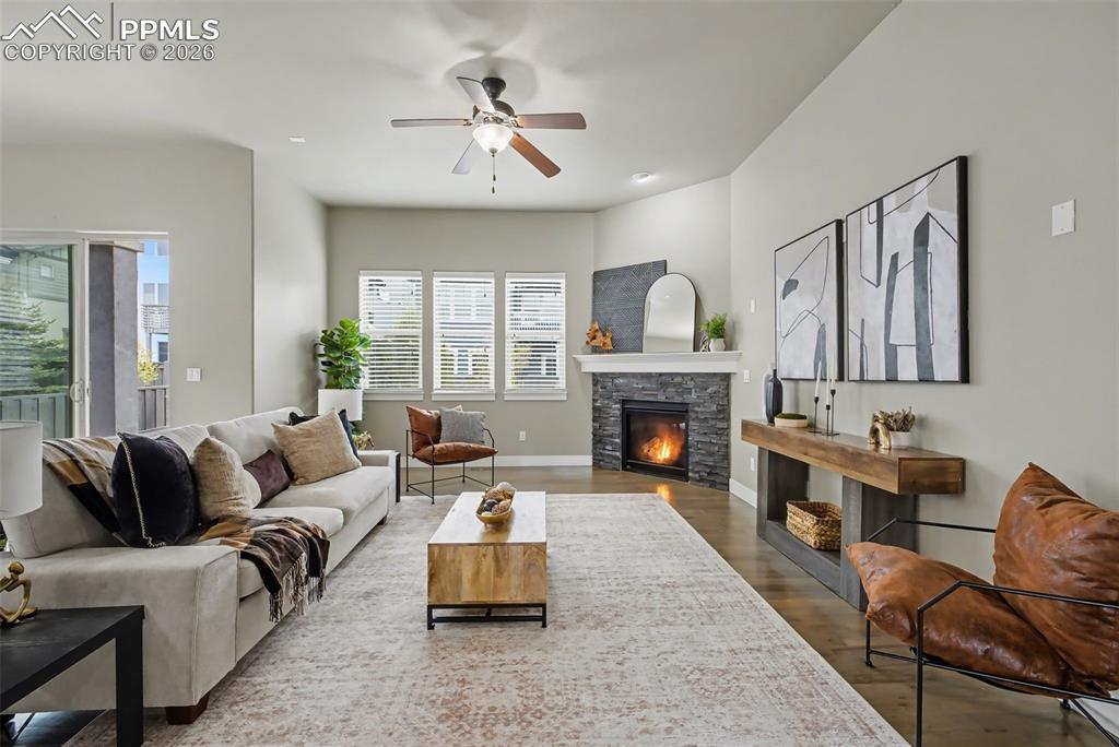 Image 7 of 46: Living Room