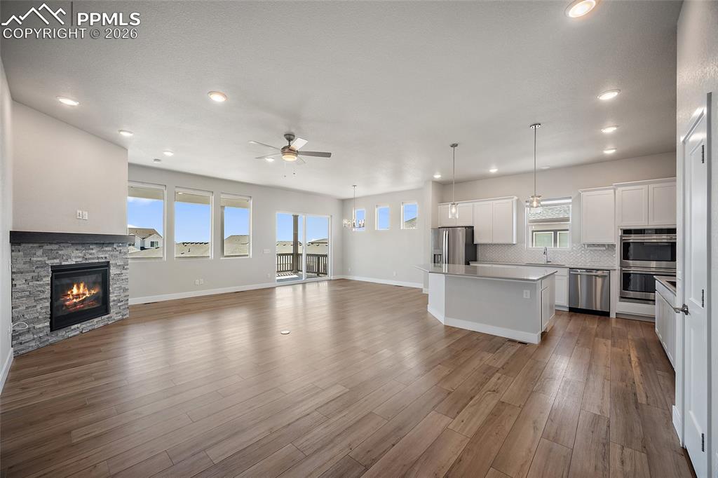 Image 12 of 50: No Description Available