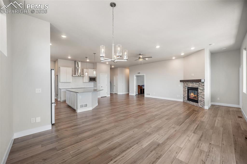 Image 19 of 50: No Description Available