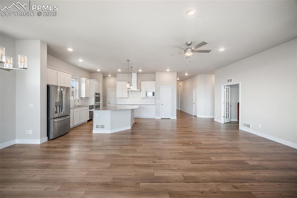 Image 21 of 50: No Description Available