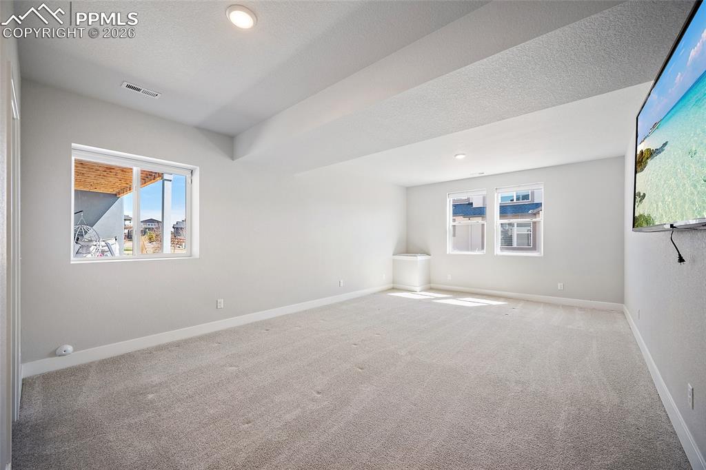 Image 35 of 50: No Description Available