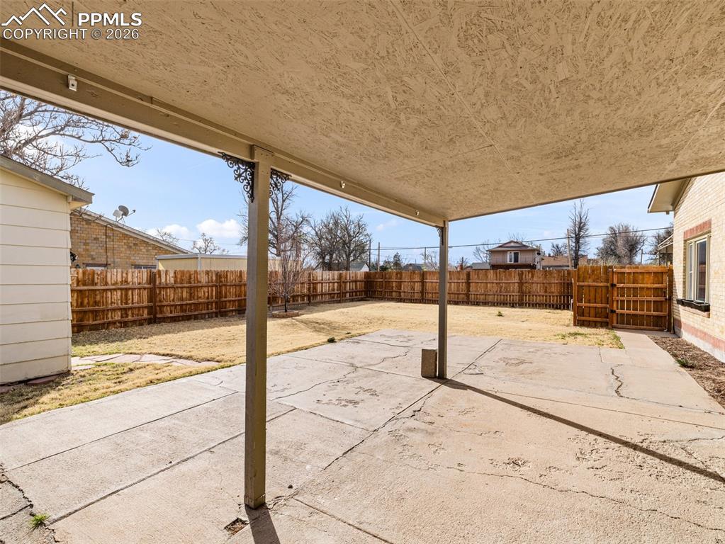 Image 3 of 28: Patio