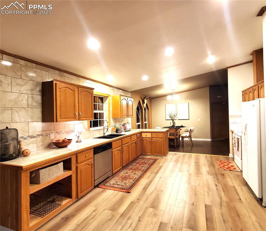 Image 28 of 50: Large and spacious with new flooring and room for your very own custom isla