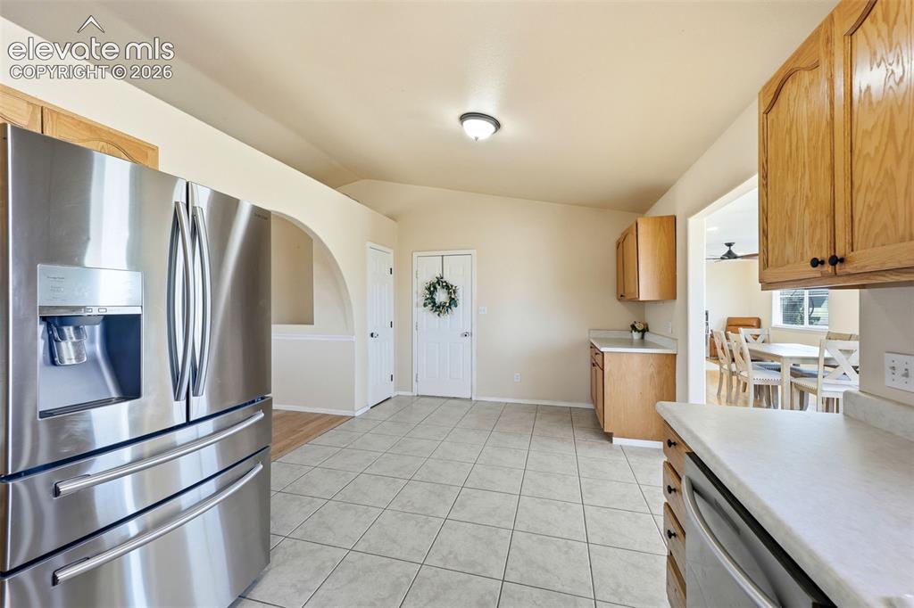 Image 10 of 38: Kitchen