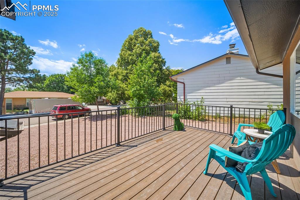 Image 6 of 48: Deck