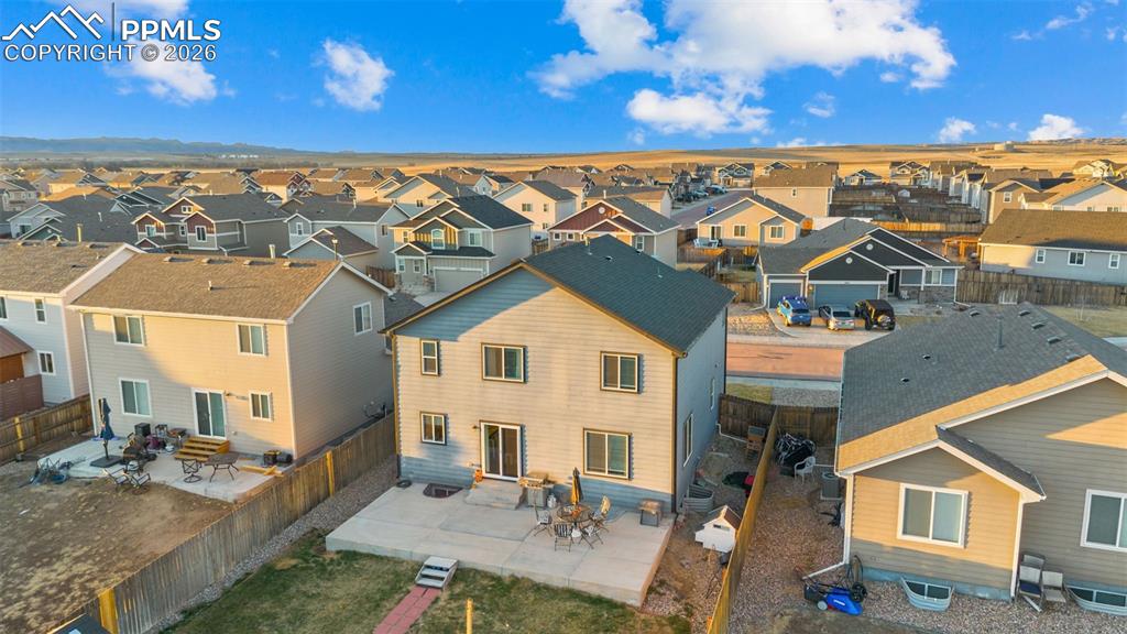 Image 35 of 40: Back of Structure