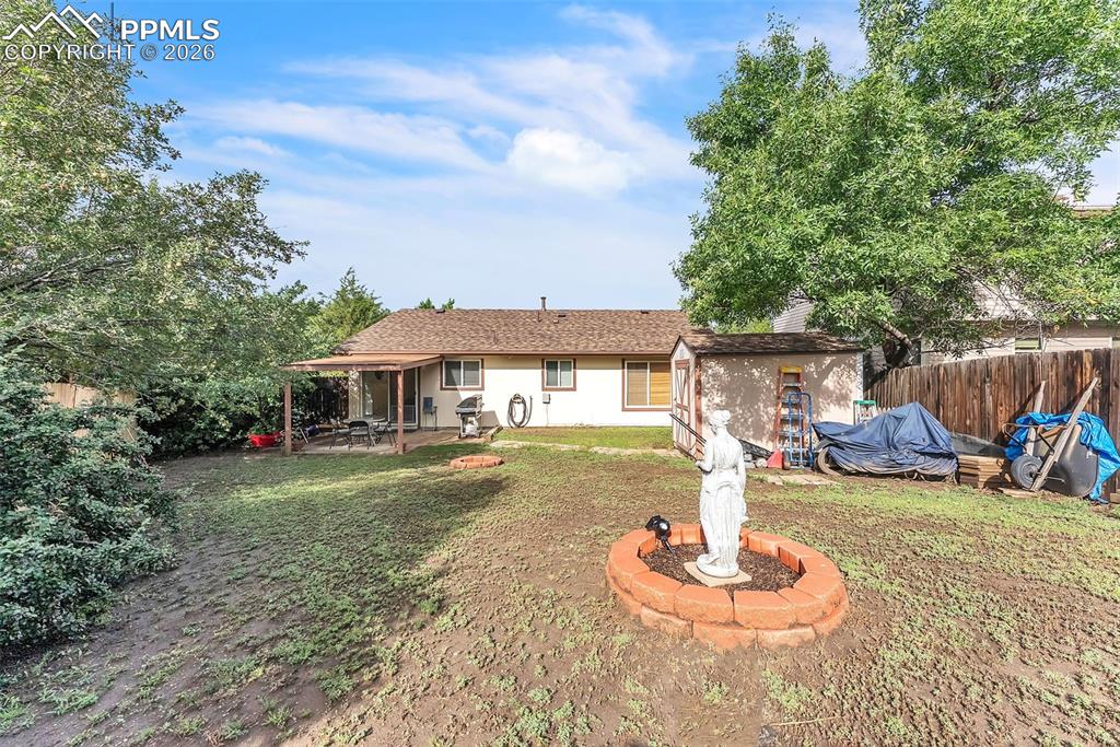 Image 28 of 45: Back of Structure