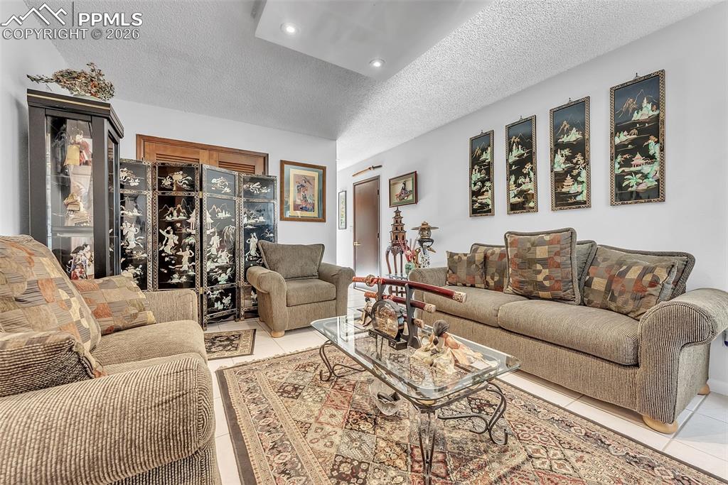 Image 4 of 45: Living Room