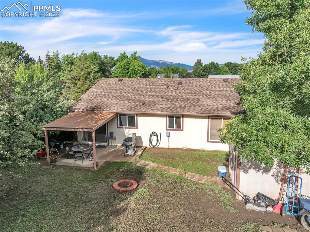 Image 41 of 45: Back of Structure