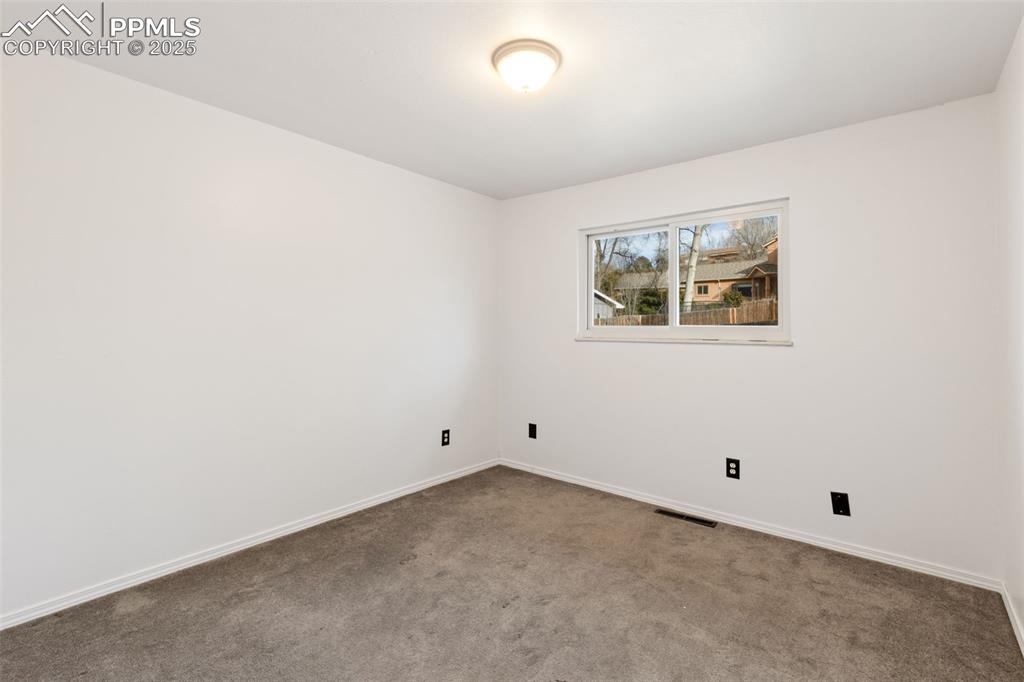 Image 12 of 20: Upper Level Bedroom 2