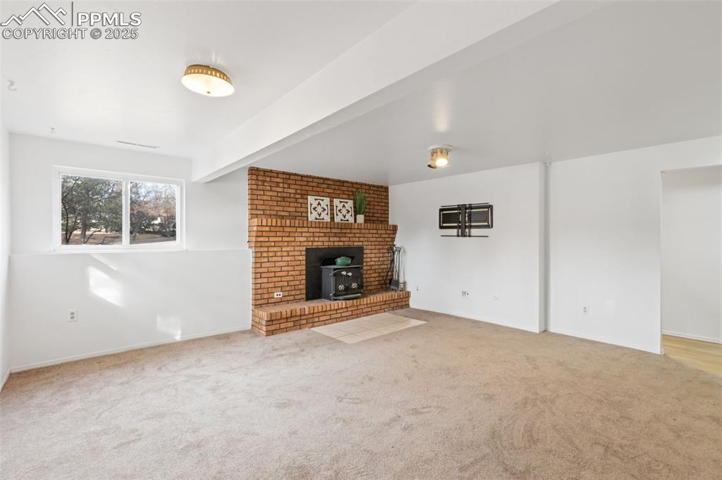 Image 15 of 20: Lower Level Rec Room