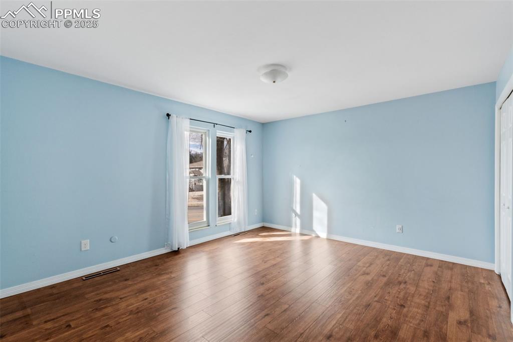 Image 8 of 20: Upper Level Primary Bedroom- with ensuite bathroom