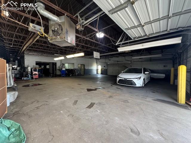 Image 5 of 5: Carwash 