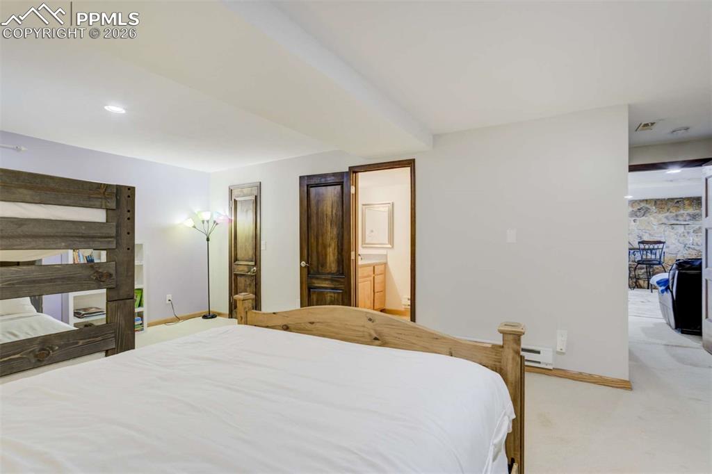 Image 37 of 50: Bedroom