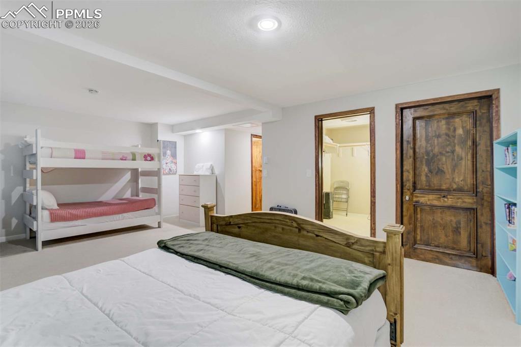 Image 41 of 50: Bedroom