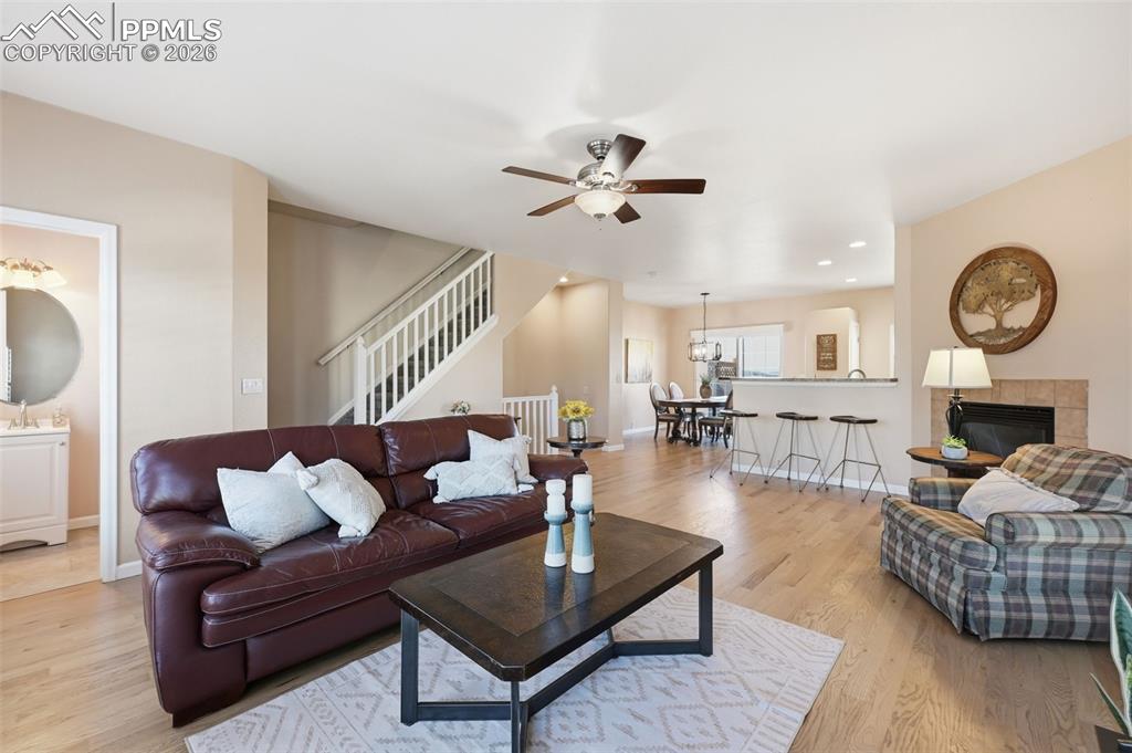 Image 9 of 27: Living Room