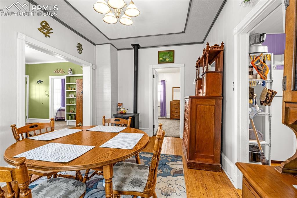 Image 14 of 30: Dining Area