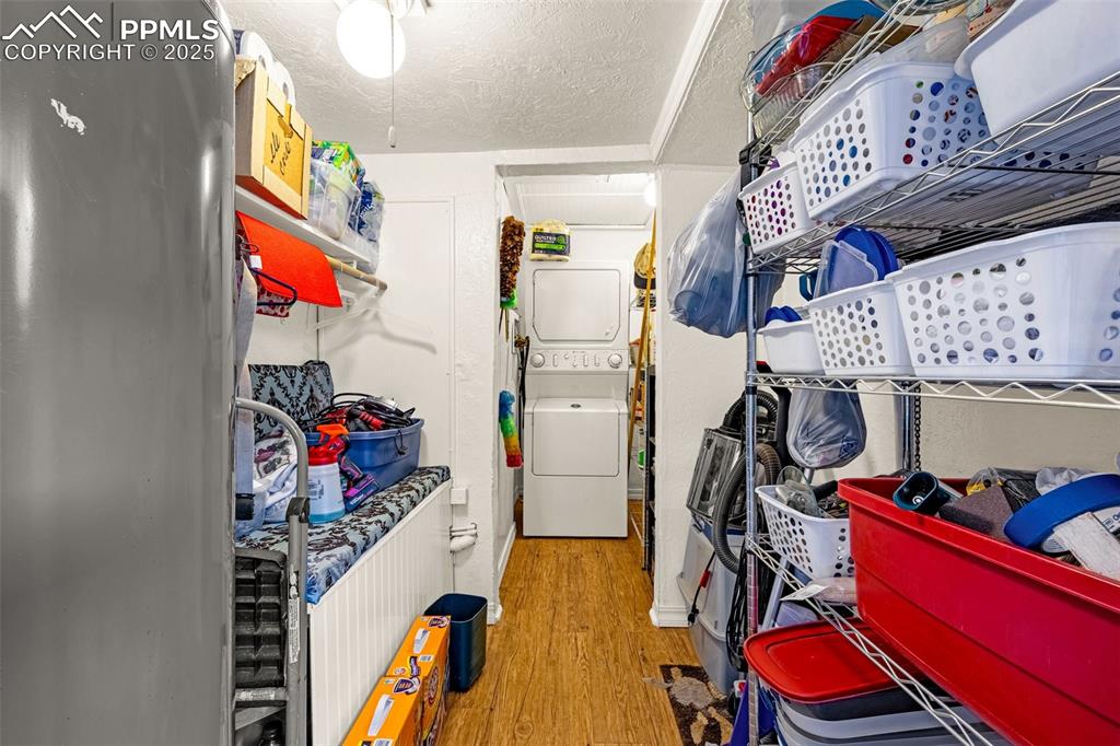 Image 23 of 30: Storage