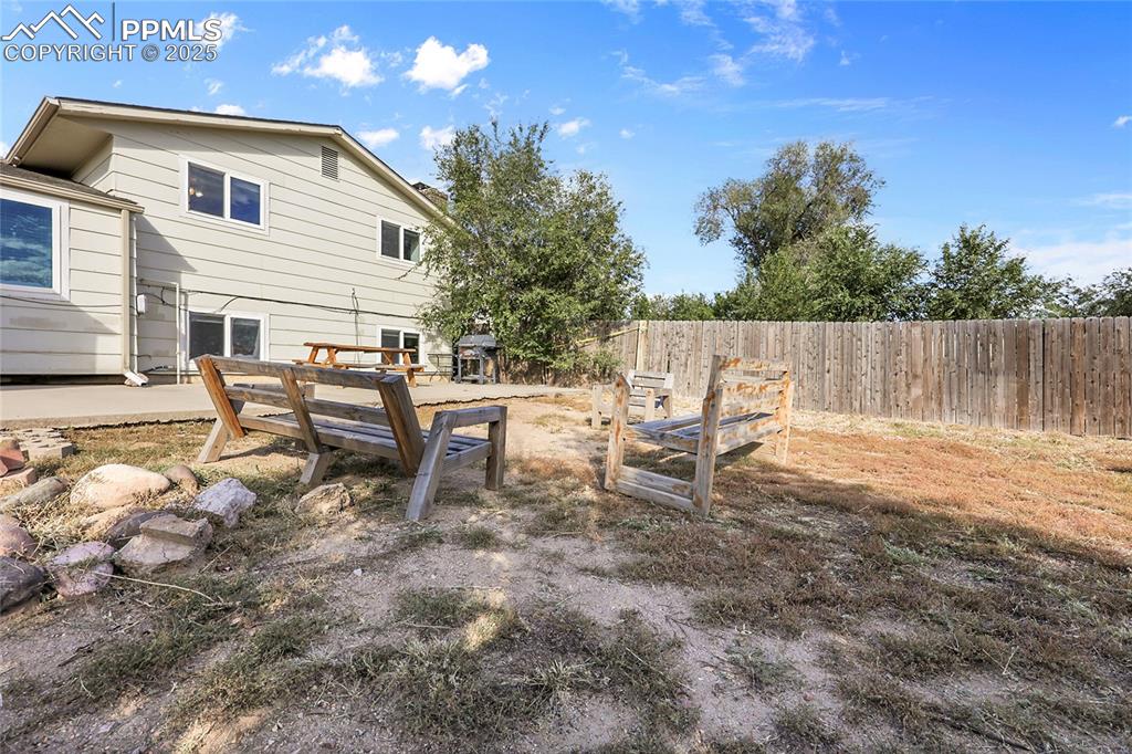 Image 23 of 36: View of yard