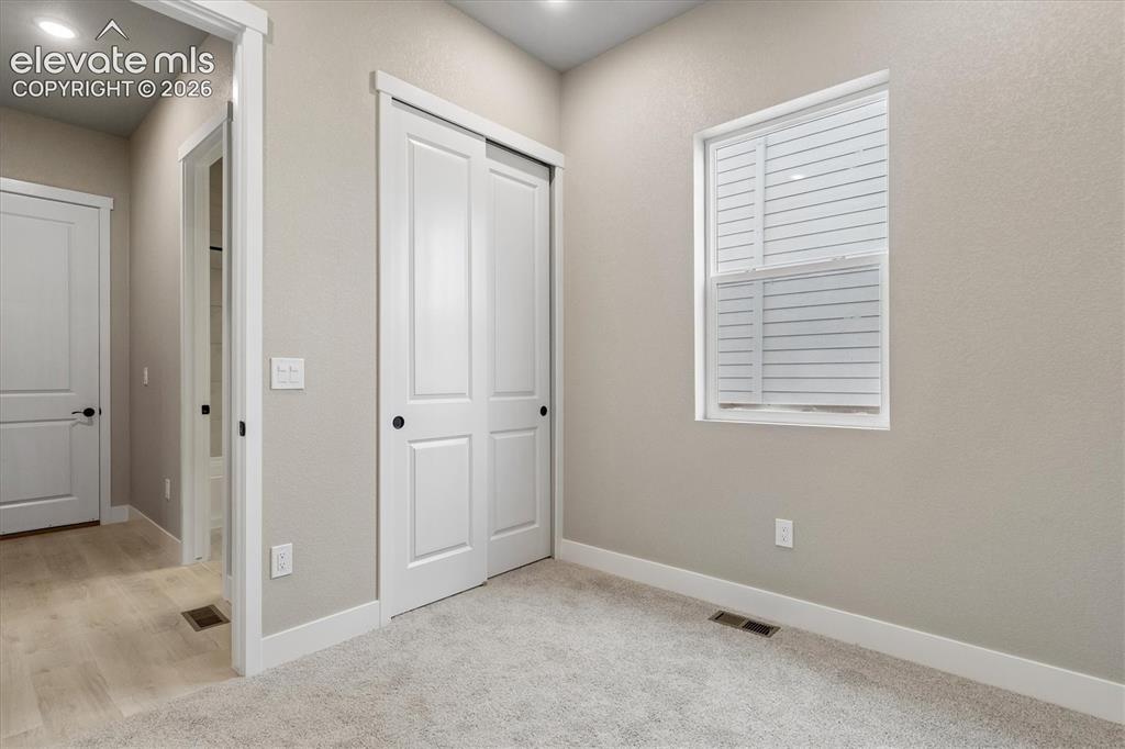 Image 12 of 22: Bedroom
