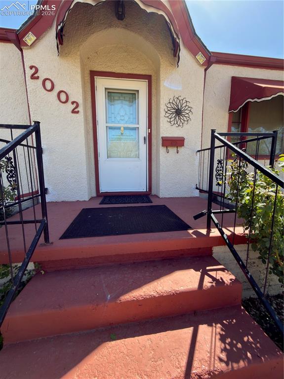 Image 2 of 3: Entry