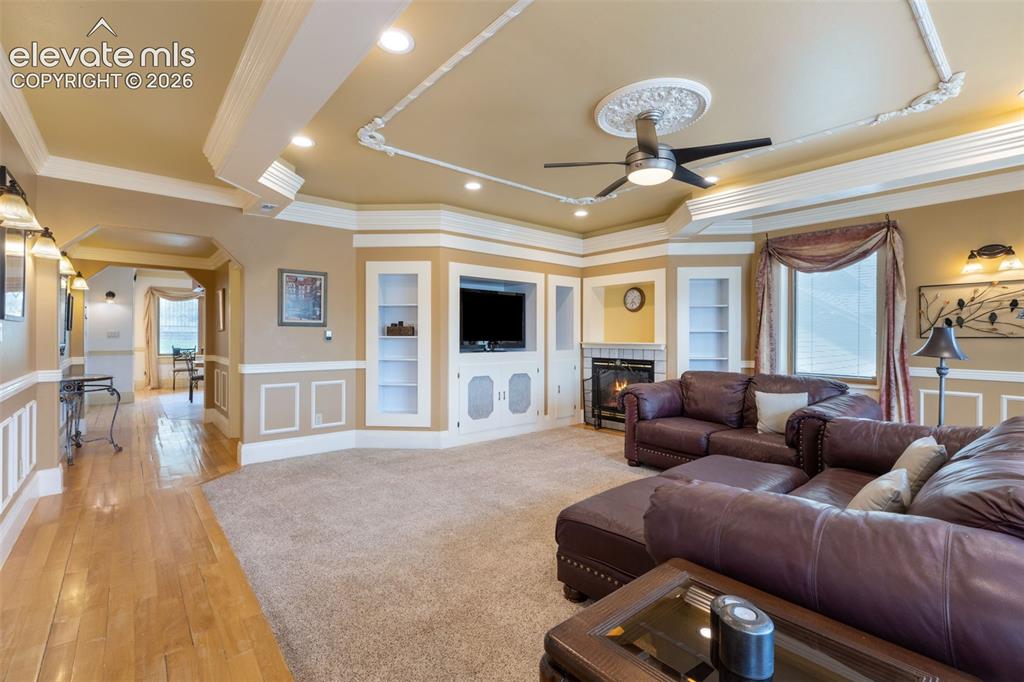 Image 15 of 50: Living Room