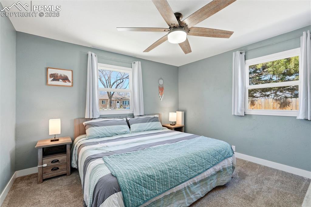 Image 19 of 49: Bedroom