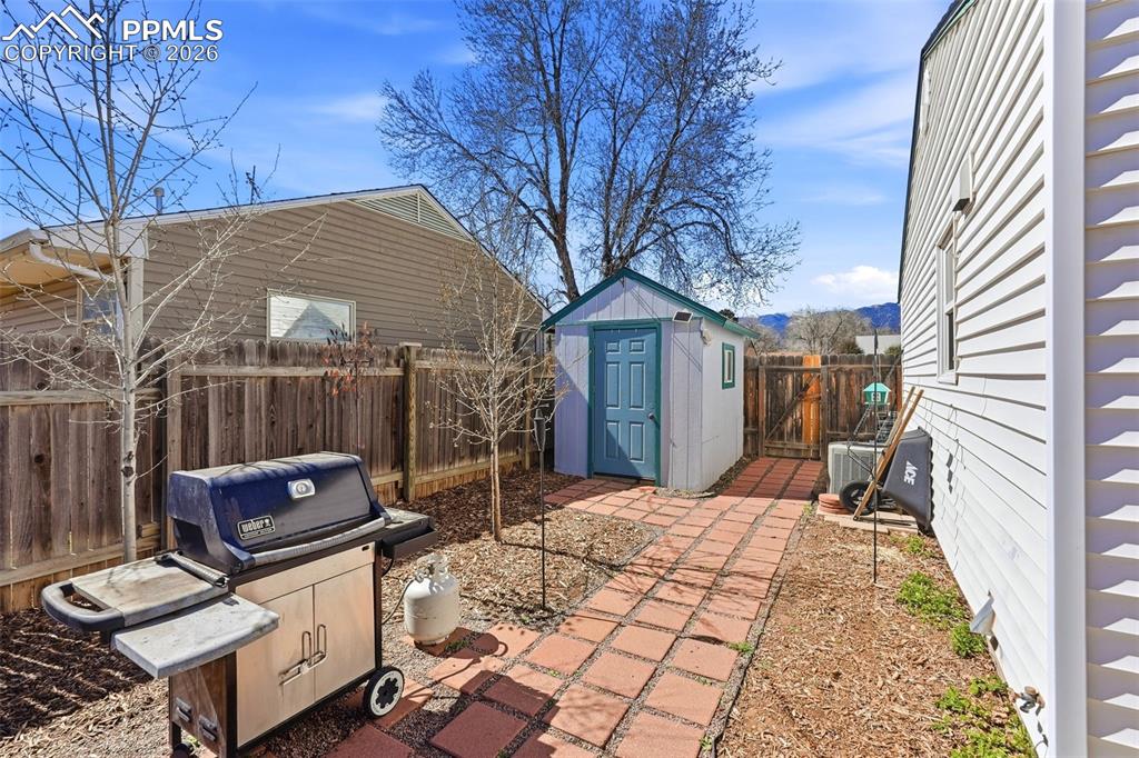 Image 27 of 49: Patio