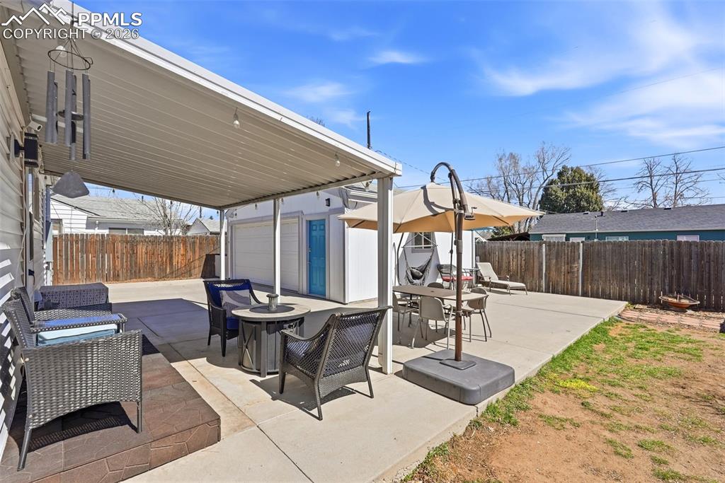 Image 29 of 49: Patio