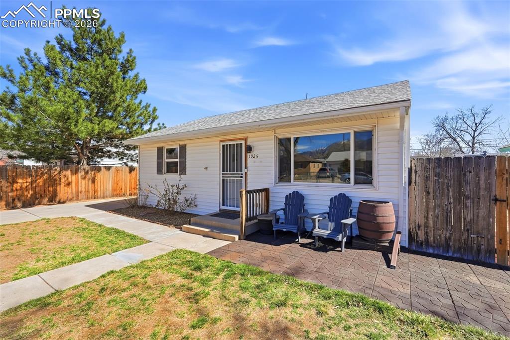 Image 6 of 49: Front of Structure