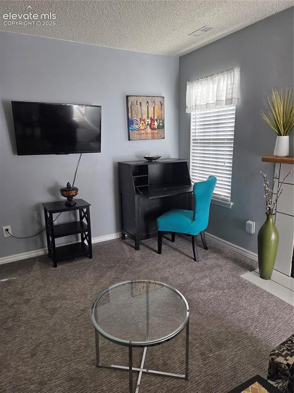 Image 5 of 13: desk nook