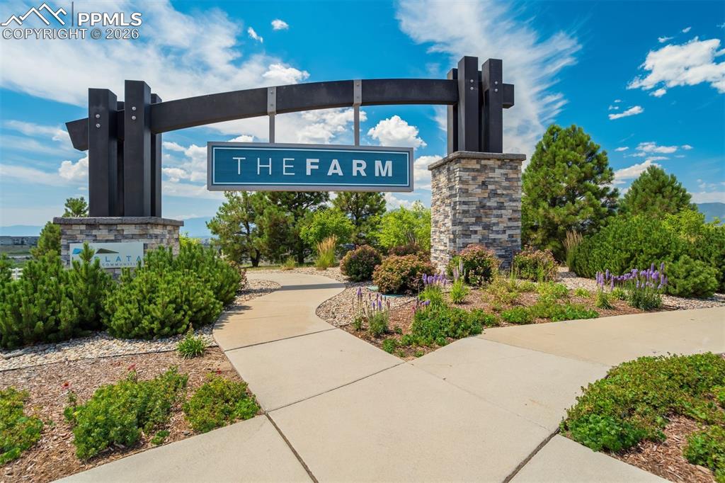 Image 39 of 46: Downstairs private 3/4 bath for bedroom #3