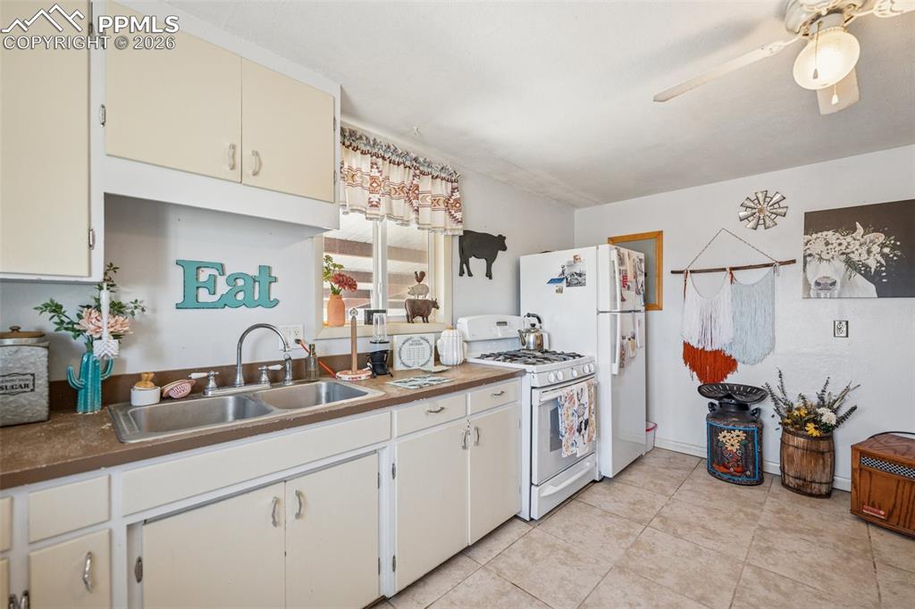 Image 42 of 49: House #2