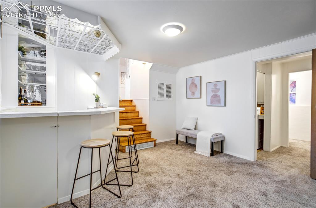 Image 23 of 41: Bathroom