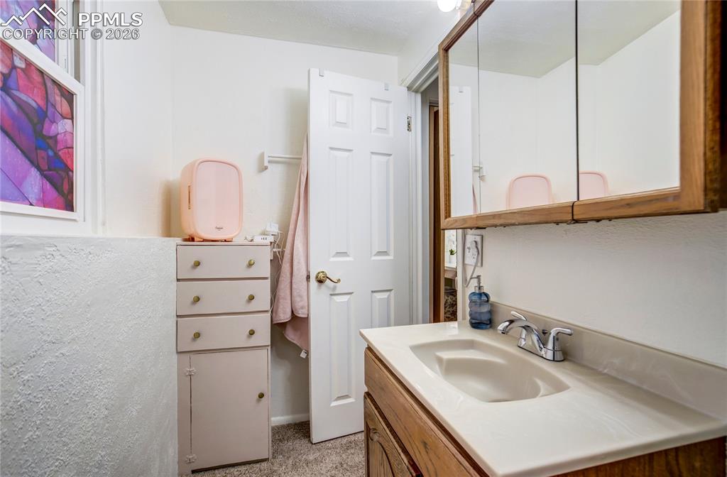 Image 30 of 41: Lower level 3/4 bath