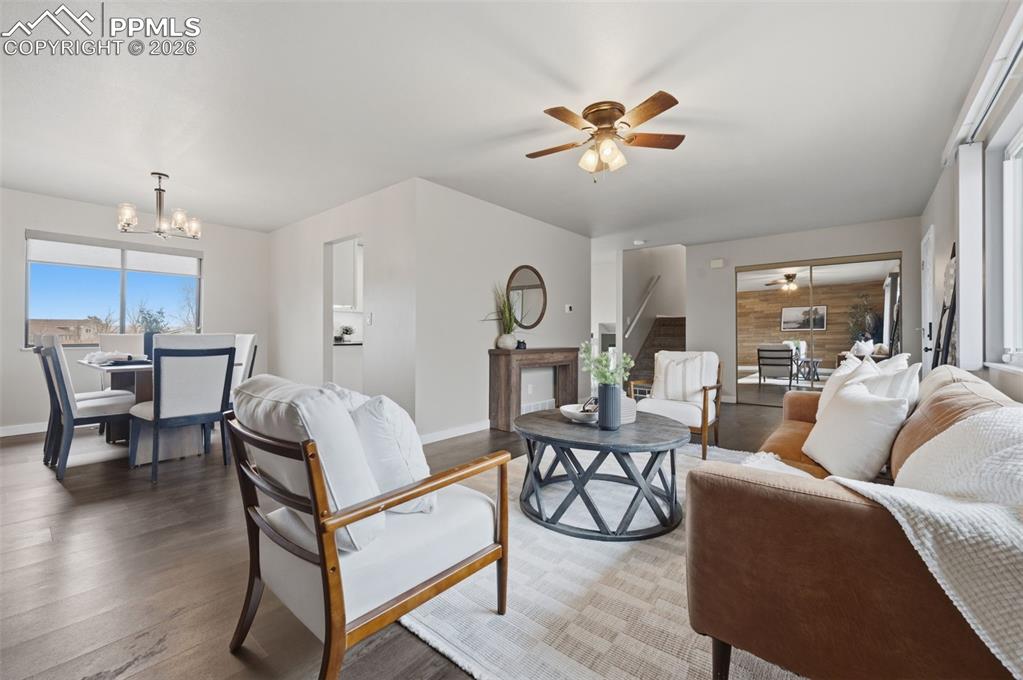 Image 7 of 50: Living room toward dining room