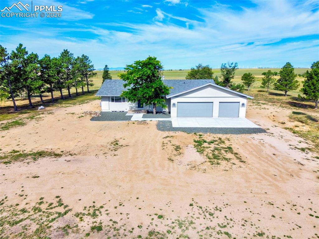 Image 26 of 45: Front of Structure