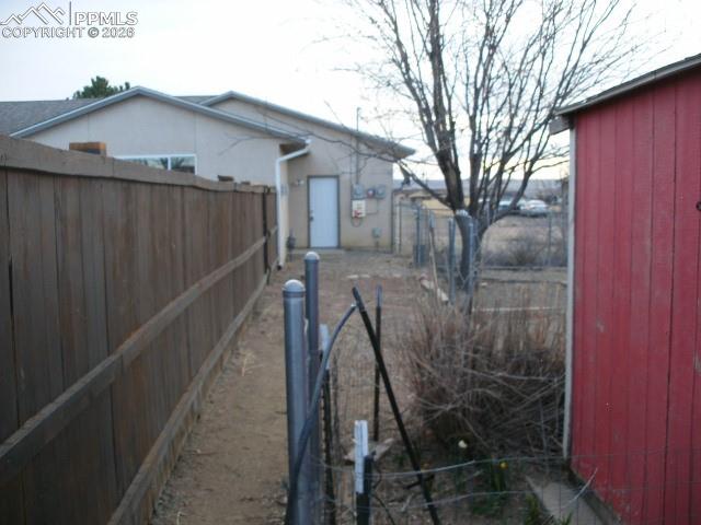 Image 11 of 45: Side of Structure