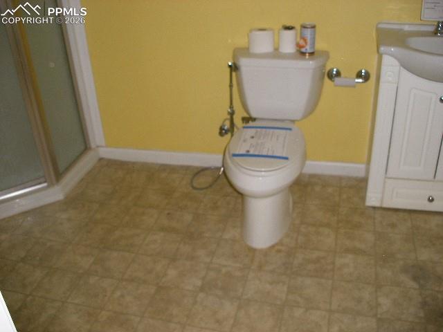 Image 21 of 45: Bathroom