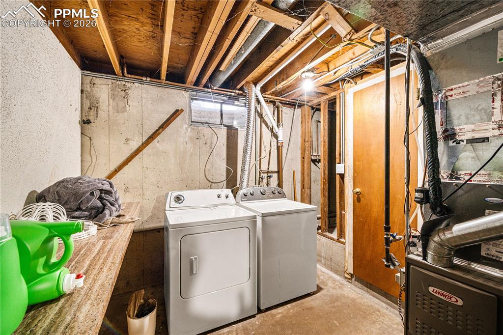 Image 16 of 22: Laundry