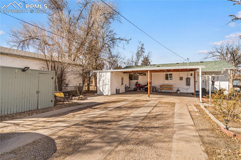 Image 19 of 22: Back of Structure