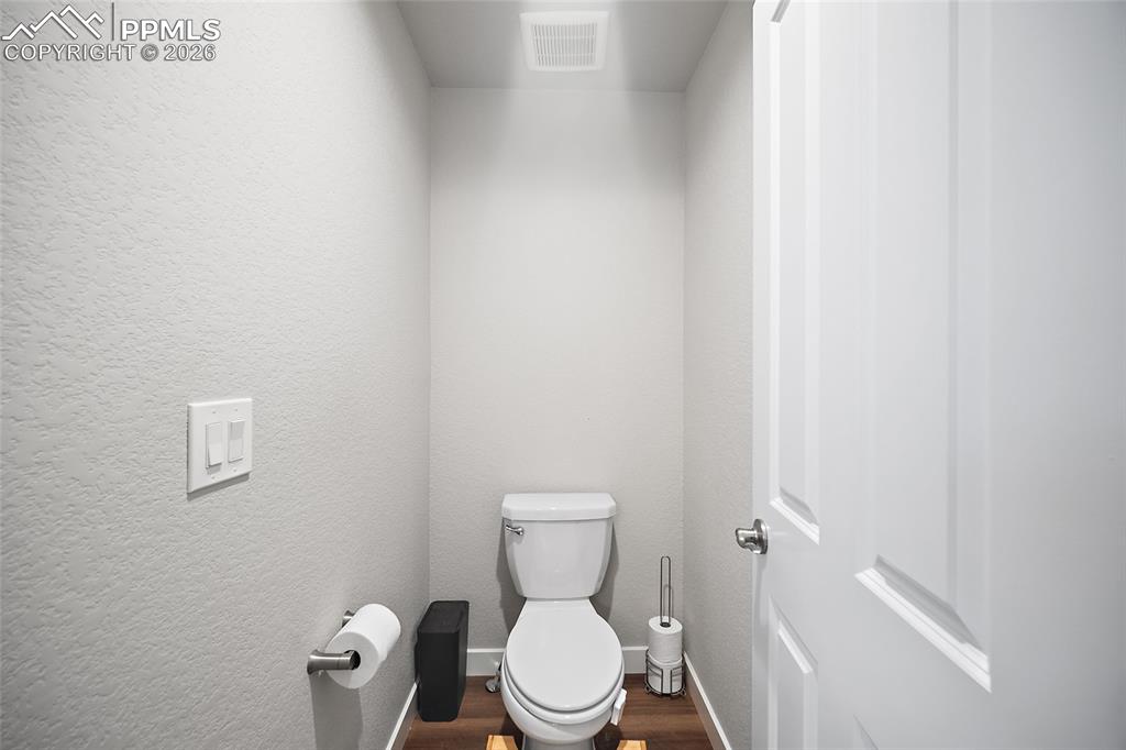 Image 24 of 49: Primary bathroom