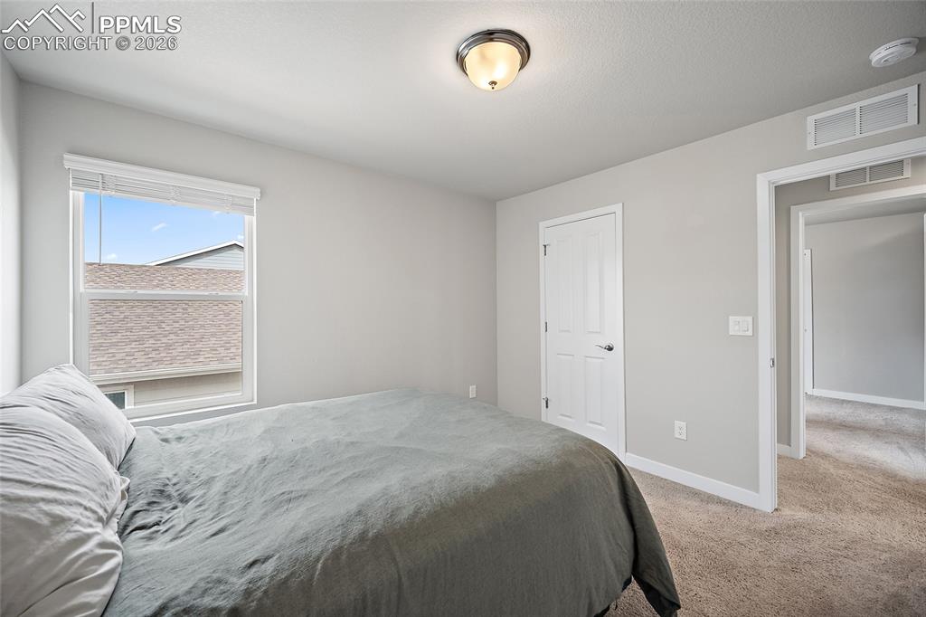 Image 33 of 49: Spare bedroom upstairs