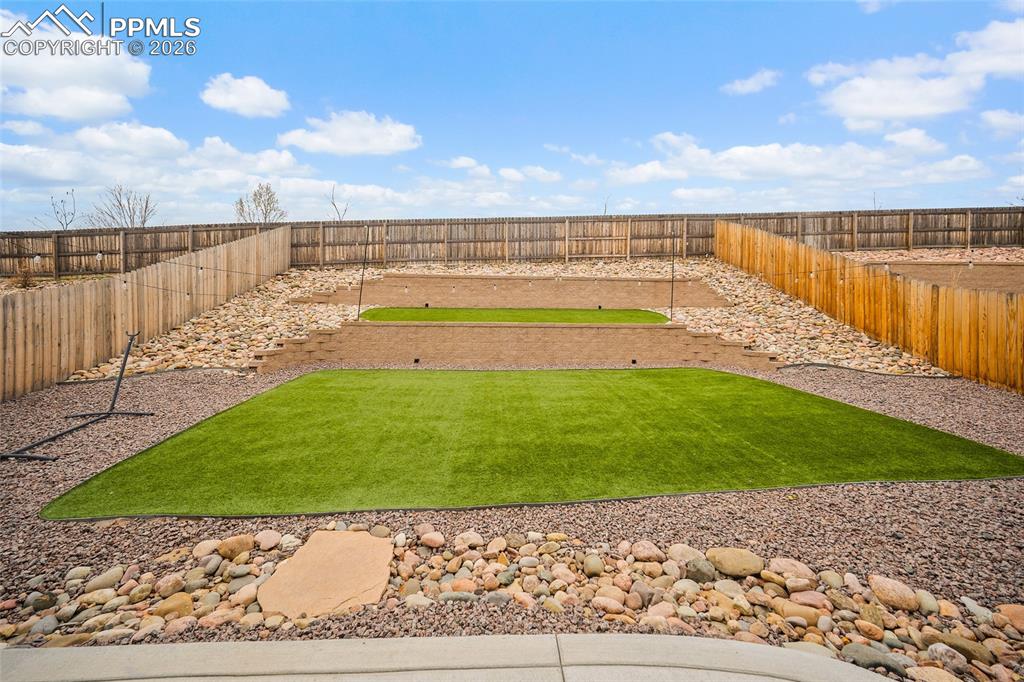 Image 42 of 49: Back Yard