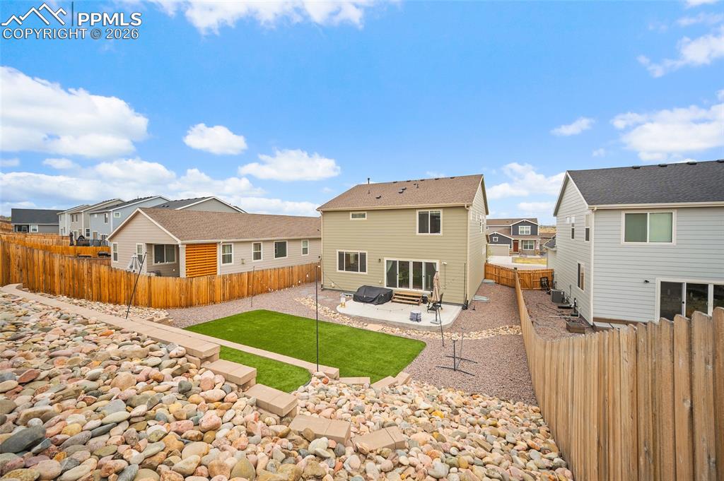 Image 44 of 49: Back Yard