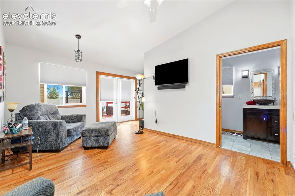 Image 16 of 50: Family Room