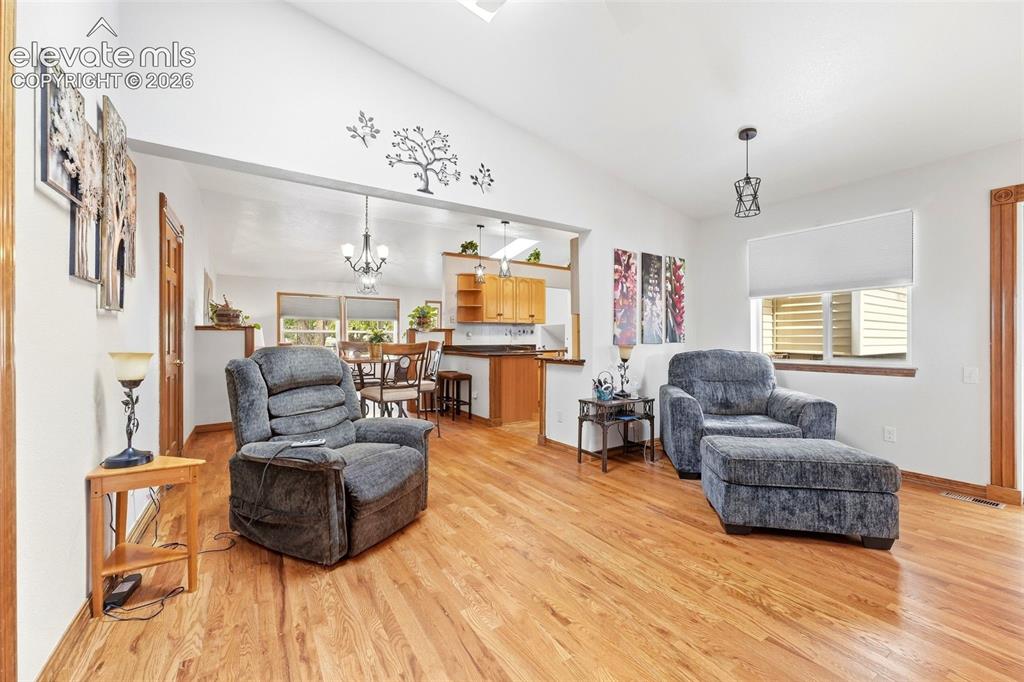 Image 19 of 50: Family Room