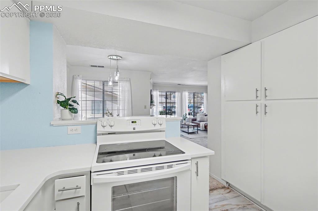 Image 13 of 27: No Description Available