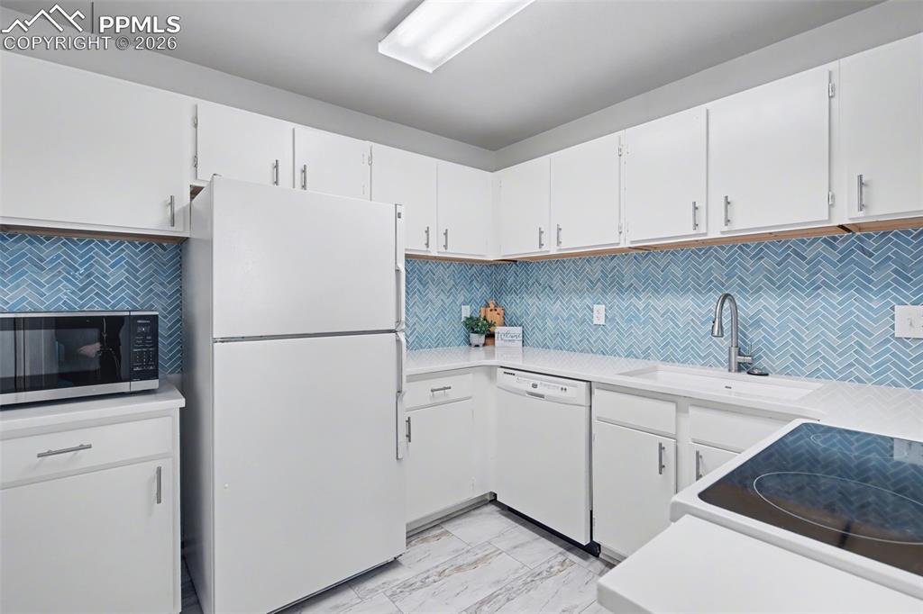 Image 14 of 27: No Description Available